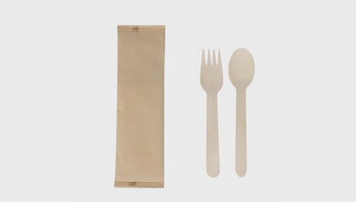 set cubiertos de madera